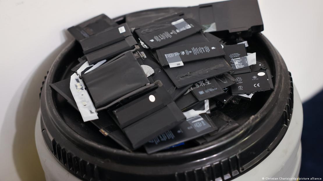 Baterias reemplazables y reparacion de dispositivos